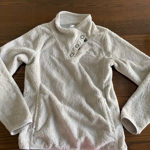 The North Face womens fleece beige side button collar pullover